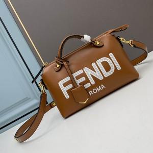 Fendi Handbags 553